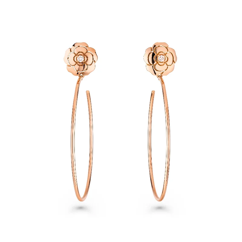 Extrait de Camélia Hoop Earrings