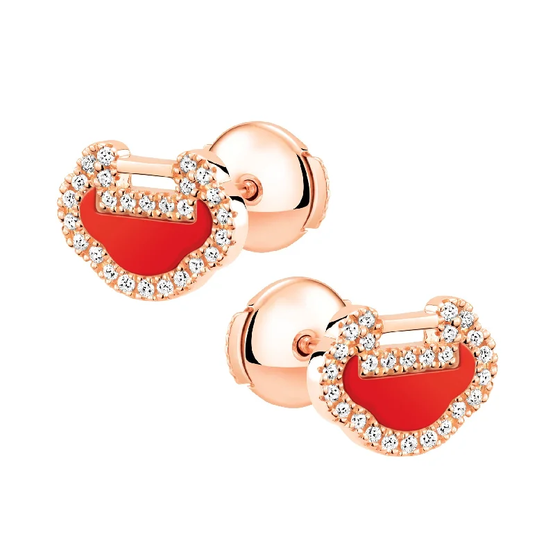 Petite Yu Yi ear studs in 18K rose gold with diamonds and red agate