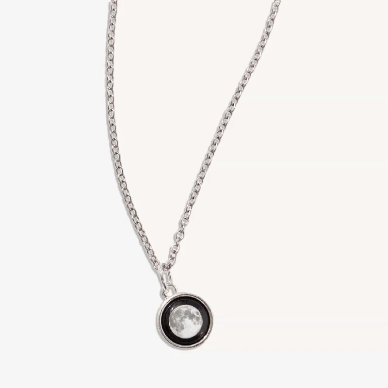 The Luna Mia Necklace